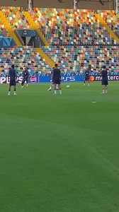 Le premier entraînement de Zabarnyi avec le PSG #TeamPSG 🎥 @IliesPeeters | ParisTeam.fr
