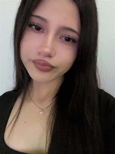 Videos de Holly Castañeda (@holly_cast) con “sonido original - fabrizn_t”