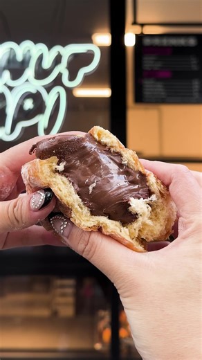 Nutella, Biscoff, Jam or Cream? Which donut filling is your style? #nutelladonut #jamdonut #biscoff #donuts #doughnuts #donutshop #sydneydesserts #sydneyfoodie #dessertsoftiktok