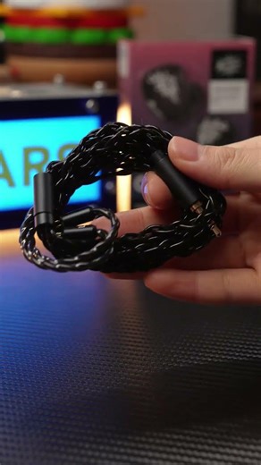 【ビックカメラ】KIWIEARS提供「Cadenza II Blue KWI049」を動画でご紹介