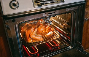 Frigidaire Oven Overheating [How To Fix] - zimovens.com