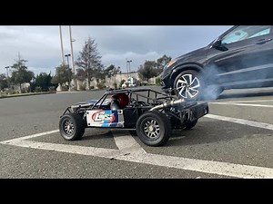 Losi 5ive-T 2.0 must watch 💯💪🏼🔥💯🥇. With after all mods and tuning thing is a Beast 🔥🔥🔥