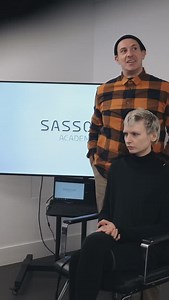 😍 Is there anything more satisfying than watching those scissors creating a precision cut? ✂️ Repost from @oasisattheriverroom • The SASSOON way The founders of foundation… DISCIPLINE, CONTROL & PRECISION Haircut by: Zsolt #sassoon #walnutcreeksalon #london #houseofsassoon #hairbrained #haireducation #londonhairacademy #sassoonacademy #behindthechair #hairlife #hairschool | Sassoon Academy