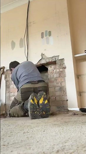 Fitting lintel in Bungalow and opening up fireplace