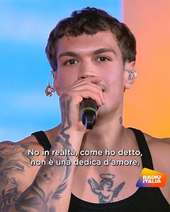 Blanco racconta del brano “Giulia”: "mi piace essere sincero, infine, nelle cose che racconto" 🫶🏻 #radioitaliainterviste Intesa Sanpaolo #rewardmusicplace | Radio Italia