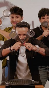 454K views · 10K reactions | #bloopers ÑAM! 藍藍¡Feliz día de los inocentes! GRACIAS por hacernos reír tanto… Greeicy Paola Jara Luis Fonsi Pedro Capó Mike Bahia Danna Manuel Medrano ¡los queremos mucho! ♥️♥️ #TikTokFood #detrasdecamaras #losdeñam | Los de ÑAM | Facebook