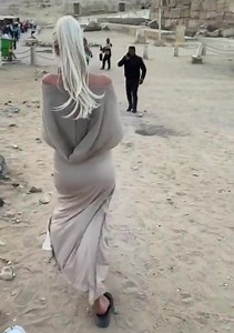 2.7M views · 6.6K reactions | European woman in Egypt. | Patrioci | Facebook