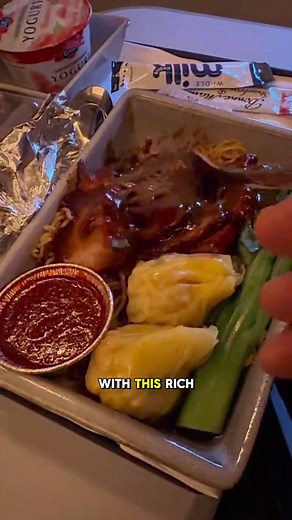 Singapore Airlines Food Review: Best and Worst Meals