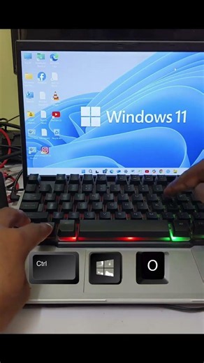 How to On Screen Keyboard using Keyboard Shortcut Key #computer #windows11 #shortsfeed #ytshorts