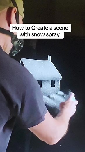 How to Create Beautiful Snow Spray Art for Christmas