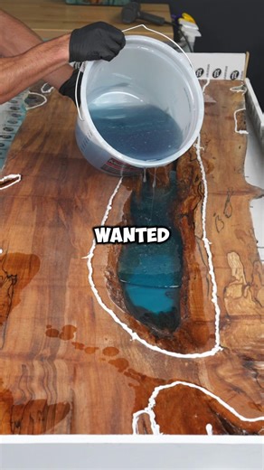 87K views · 543 reactions | HOW TO FIX A LEAKY EPOXY MOLD  When your resin mold starts leaking, don’t panic — fix it in seconds.  The trick? Molding clay. Press it right into the seams where it’s leaking, and the resin is instantly sealed. ✅ No wasted resin ✅ No ruined pour ✅ No stress Just a clean, smooth pour every time. Molding clay — save your day. ✨ | Superclear Epoxy | Facebook