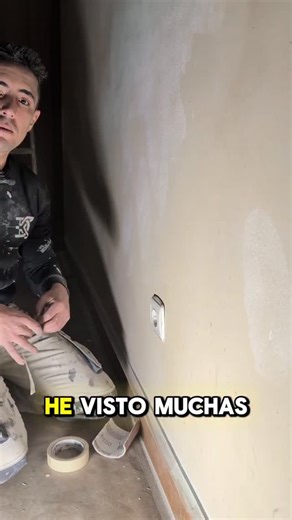 Mejor quitar embellecedores . . . . . . #pintorprofesional #pintorprofissional #reformas #consejo #pintor | Armando Santana