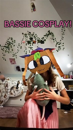 BASSIEEEEE COSPLAY🌸🪻🧺 #bassie #dandysworldsprout #bloomington #roblox #trend