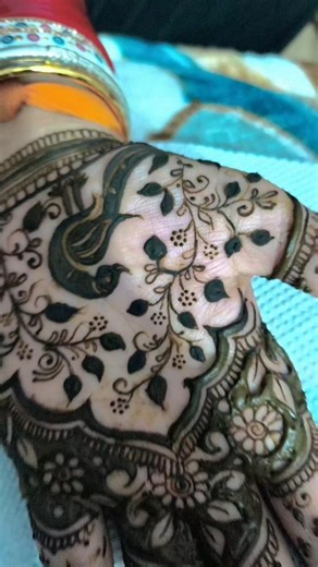 #anika #mehndi #hennadesign #up31 #lakhimpur #india #trendingshorts #viral #1000subscriber #youtube