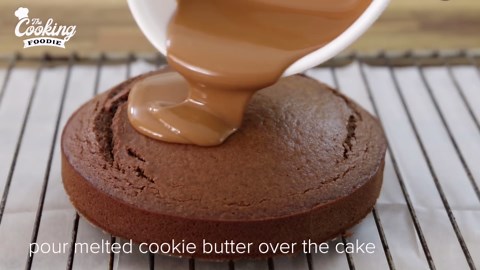 How to Make Lotus Biscoff Cake in Minutes