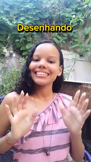 Desenho Realista da Carly Brasileira – iCarly Art