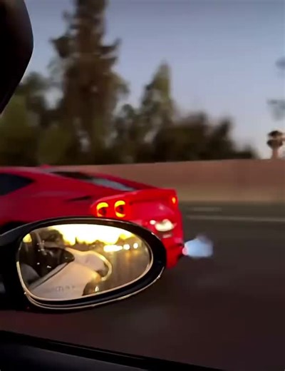 Ferrari 812 Superfast – La Puissance V12 Révélée