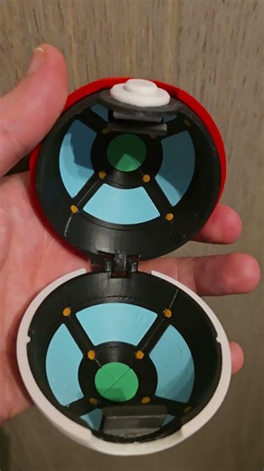 Testando a melhor Pokébola para Impressão 3D que já vi.