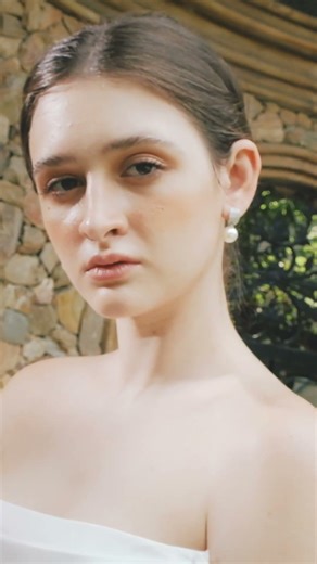 Would You Say YES to This Wedding Dress? 👰