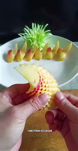 Burung couple dibuat dari buah aple#seni#tutorial#ide kreatif#buah dan sayur#shorts