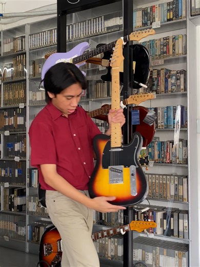 Hindi pwedeng isang gitara lang! Dapat isang guitar rack!😆 #Guitar #Hobby #Collection #RJGuitars