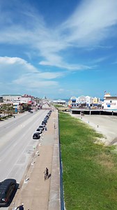 Galveston is going for a Guinness World Records title! On Saturday, September 6, help us line the Seawall with 8,125 people! The number honors 8,000 lives lost in the 1900 Storm and 125 years since it happened. Together, we’ll honor our island’s resilience and make it official as the Longest Walkway in the world. 🌎 Schedule: • 8:45 AM – Line up along the Seawall • 9:00 AM – Photo drone flyover • 9:30 AM – Ceremony at the Great Storm Statue Sign up and learn more! 💙 www.visitgalveston.com/world