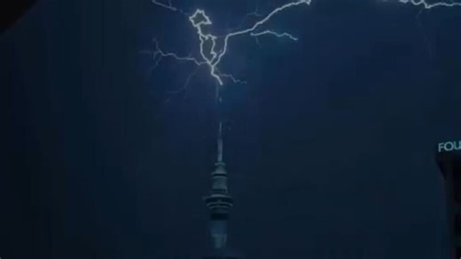 Auckland thunderstorms: Power outages, rattling houses as 750 lightning strikes hit