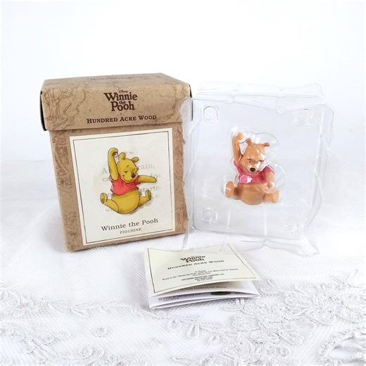 Winnie the Pooh 100 Acre Wood, Hallmark Pooh Figurine in Original Box, Tiny Collectable Rare Disney Memorabilia - Etsy