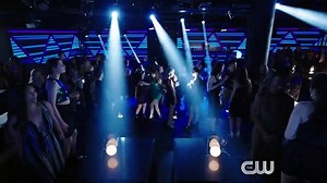 Arrow - saison 8 Bande-annonce (2) VO