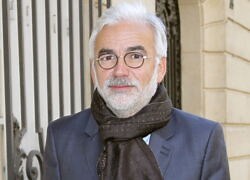 Pascal Praud - La biographie de Pascal Praud avec Voici.fr