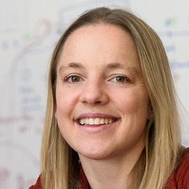 Alia Crum | Keynote Speaker | AAE Speakers Bureau