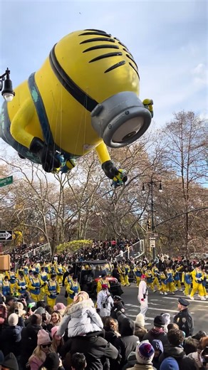 Stuart The Minion Balloon in The Macy’s Thanksgiving Day Parade