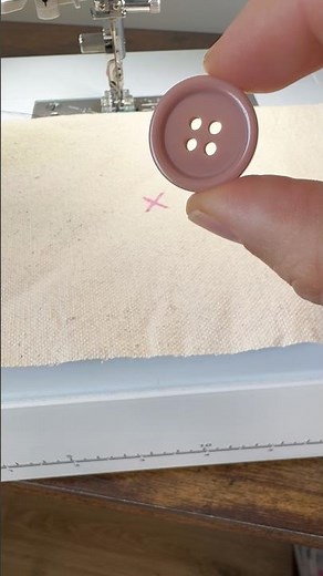How To Sew Buttons on Your Sewing Machine 👍