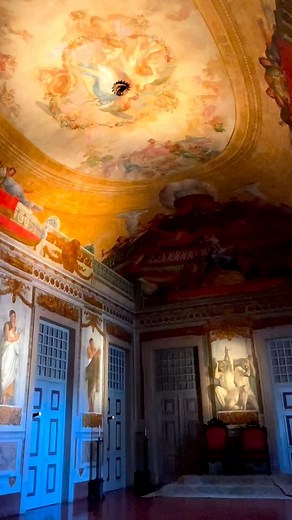 VisitPortugal on Instagram: "Holidays are not just for resting – they’re for discovering new places, stories and eras. A visit to the Mafra National Palace feels like stepping into the time of monarchs. Wander through the palace halls, the convent and gardens, and one of Portugal’s most impressive libraries. Let the stories written in stone surround you. Can you feel yourself travelling back in time? (Note: The Basilica is temporarily closed to the public due to restoration work) 📍Palácio Nacio