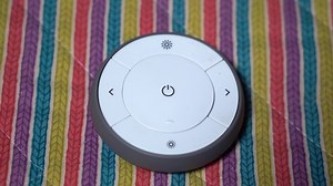 Commutateur LED moderne pour allumer et : vidéo de stock (100 % libre de droit) 1066544977 | Shutterstock