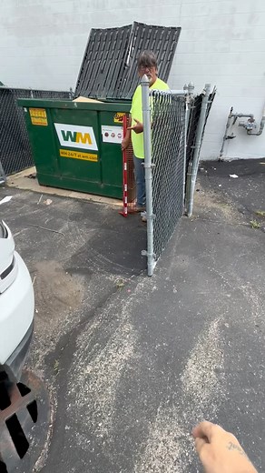 961K views · 15K reactions | Dumpster diving staples  #dumpsterdiving #FREE #donate #viral #Wow | Grab it fast | Facebook