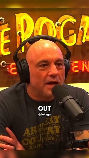 Joe rogan talks about Ellen being fake 😧