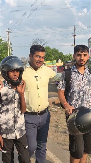 क्या Driving Licence की Age कम होनी चाहिए?🤔 #DrivingLicence #roadsafety