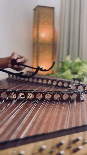 “Kaisa ye ishq hai… gajab ka risk hai! 💞 Dil ke taaron ko chho jaane wali is dhun ko Santoor ke soulful notes ke saath mehsoos kijiye. Har sur ek kahani, har beat ek ehsaas… Let the music take you to another world. ✨🎶 @mjlive | @santoormangesh #KaisaYeIshqHai #GajabKaRiskHai #SantoorMagic #MJLive #SantoorCover #SantoorMusic #IndianClassicalFusion #RomanticVibes #MusicalJourney #InstrumentalLove #LoveMelodies #BollywoodInstrumental #FeelTheMusic #SantoorPlayer #LiveMusicIndia #ReelMusic #Musici