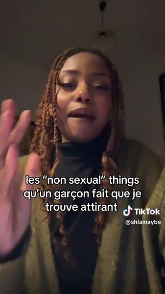 Les actions attirantes des garçons sans connotation sexuelle