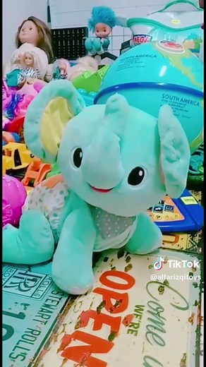 Vtech Explore and Crawl Elephant: Mainan Anak Seru