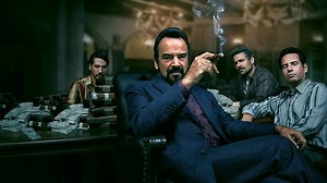 Watch Narcos online free on TinyZone