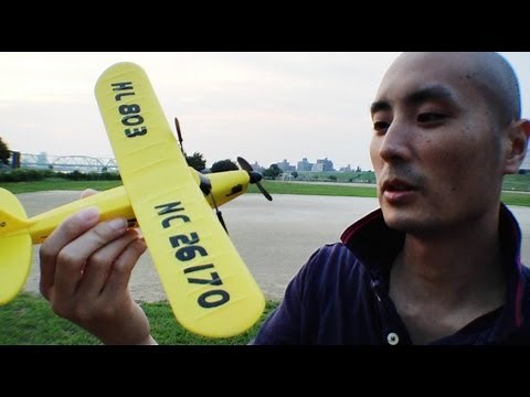 ラジコン飛行機初めて飛ばしてみた