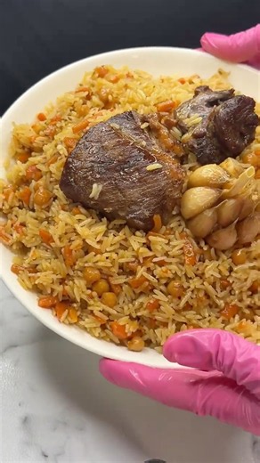 🇹🇯 AUTHENTIC TAJIK PLOV! A Masterpiece with Beef & Chickpeas in a Kazan 🥩✨