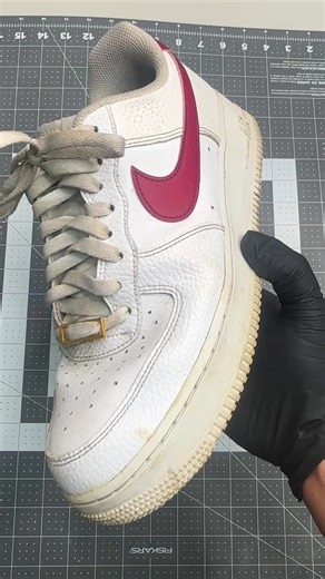 Expert Guide on Cleaning Air Force 1 Sneakers