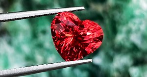 Mahenge Spinel - Discover the Rare & Vivid Gem From Africa