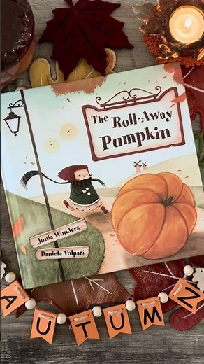 Book flip through: The Roll-Away Pumpkin