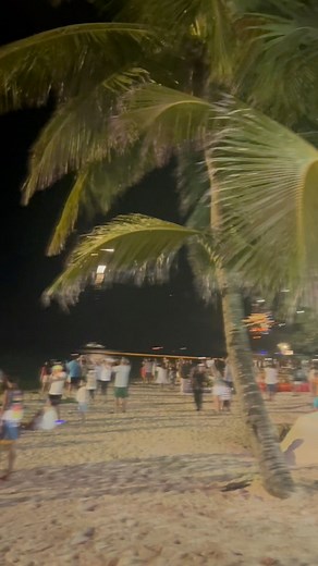 New Year’s Eve in Philippines 🇵🇭 #filipino #Philippines #travelphilippines #philippinesgram #itsmorefuninthephillipines #philippinestravel #Philippines2023 #philippinestourism #foreignersinph | Happiness Crossing