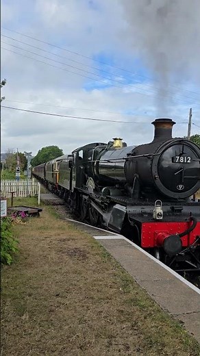 GWR 7828 & Class 14 D9526 Double Header Arrive at Dunster Station West Somerset Railway 31/07/2025