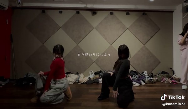 🎧Nevergrowup/@ちゃんみな CHANMINA 最初から別れるの分かってた だなんて悲しすぎる╥︿╥ 全部好きだけど結局ネバグロがいっちばんだいすき、♥️泣 #ダンスレッスン #かなみんコレオ #ダンス動画 #ガールズダンス #ちゃんみな